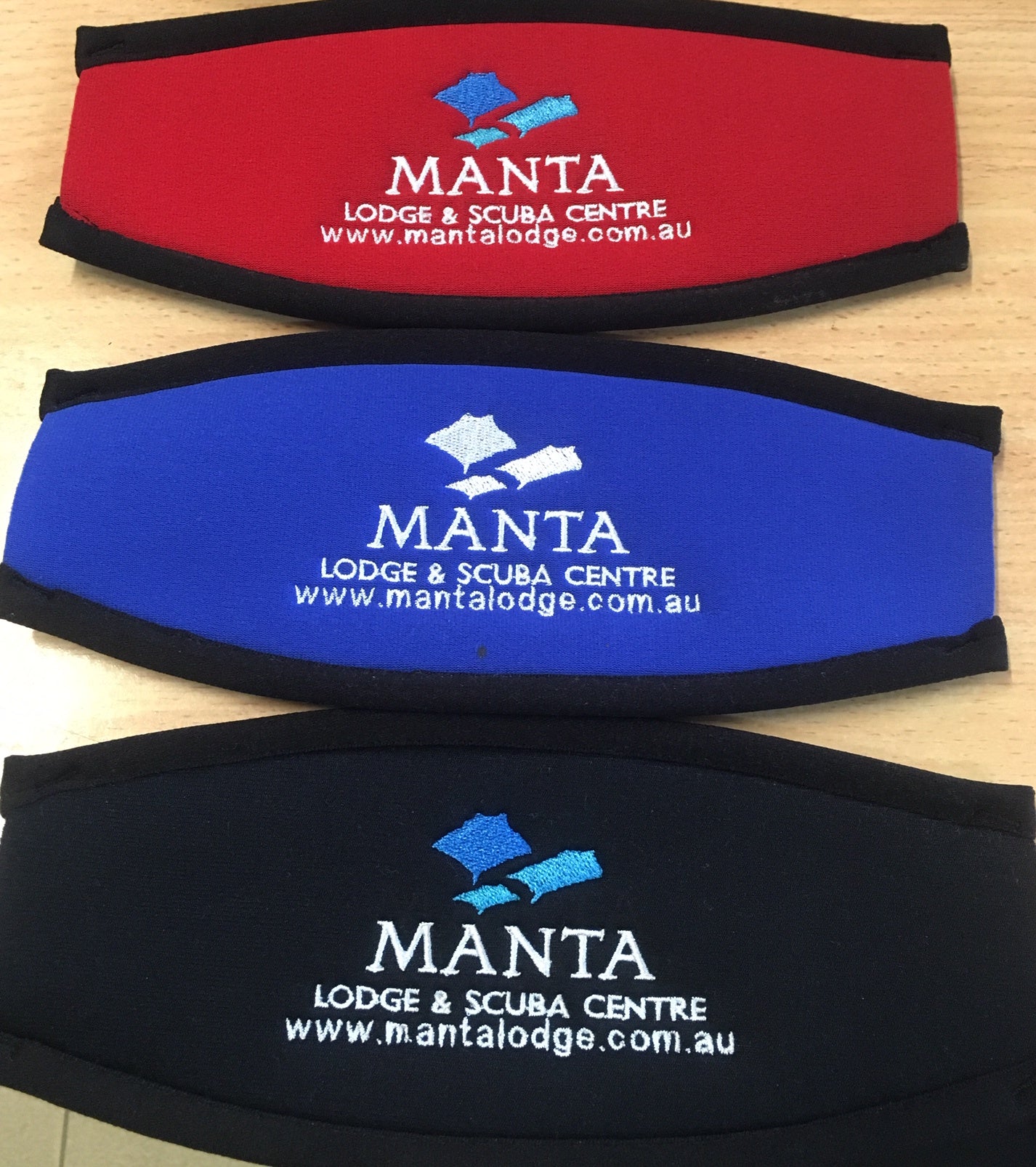 Manta Lodge Mask Tamer